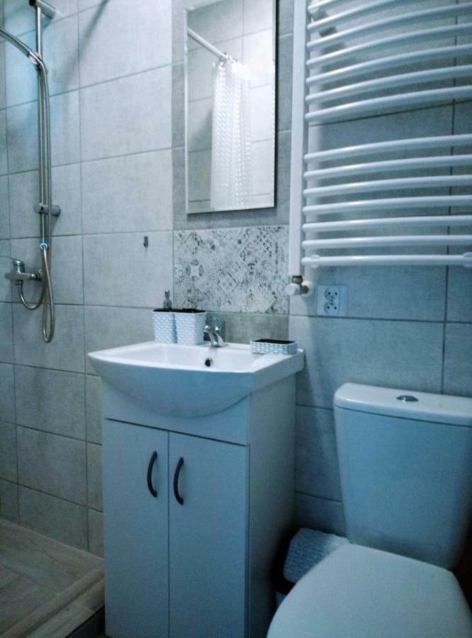 Ferienwohnung Chrzaszczewo Widokowe Wzgorze 2 Uherce Mineralne Exterior foto
